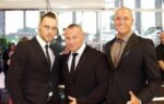 chippendales en costard cravate en Charente 16