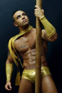 stripteaseur-chippendale-douvres-la-delivrande